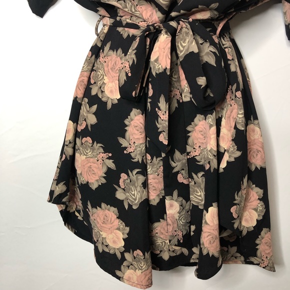 Donating soon! Poema black tunic with rose print - Picture 4 of 6